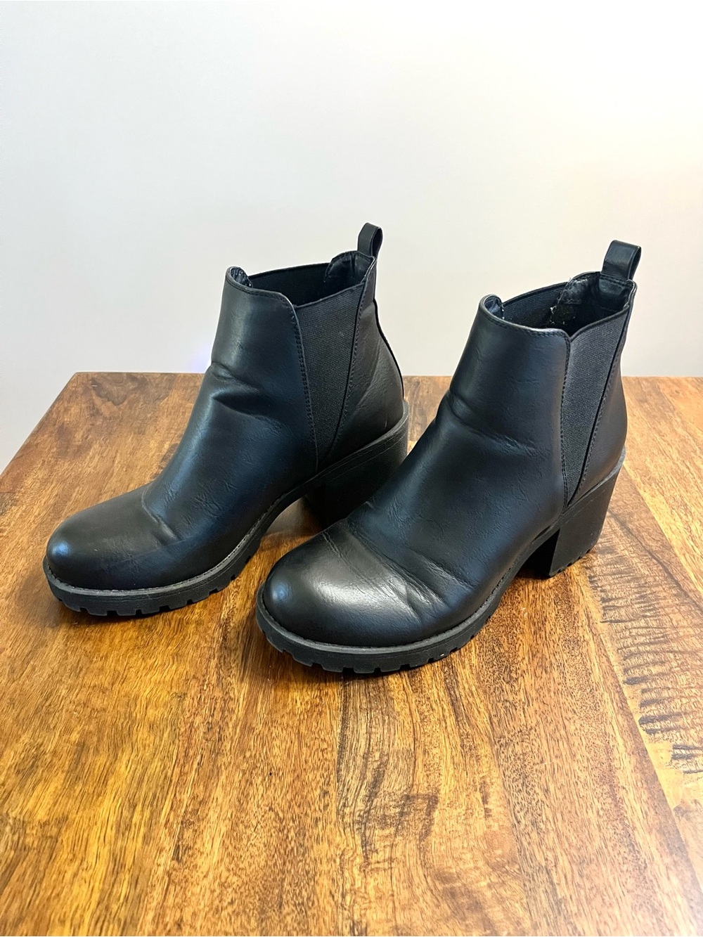 Dirty Laundry Black Leather-Look Chunky Heel Chelsea Ankle Boots